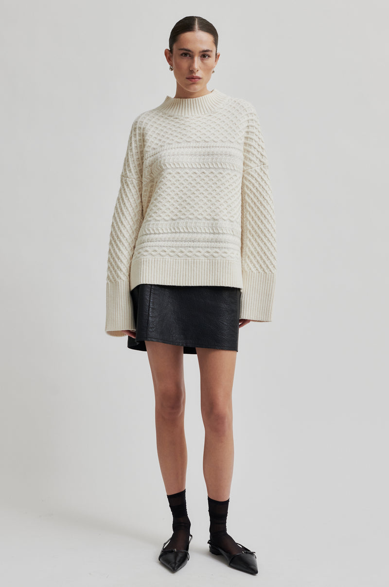 Glavia Knit T-Neck