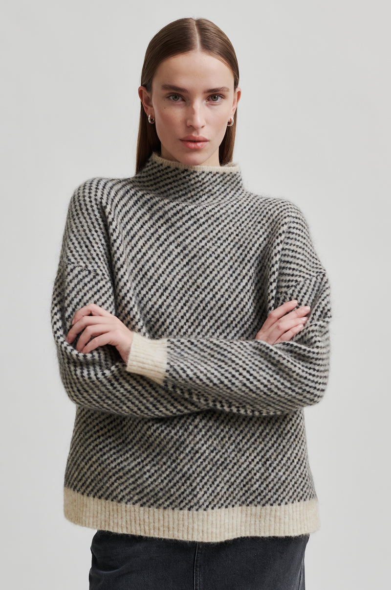 Capella Knit T-Neck