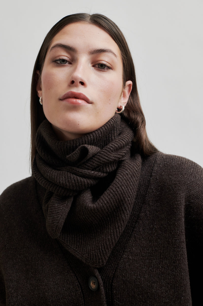 Winta Knit Scarf