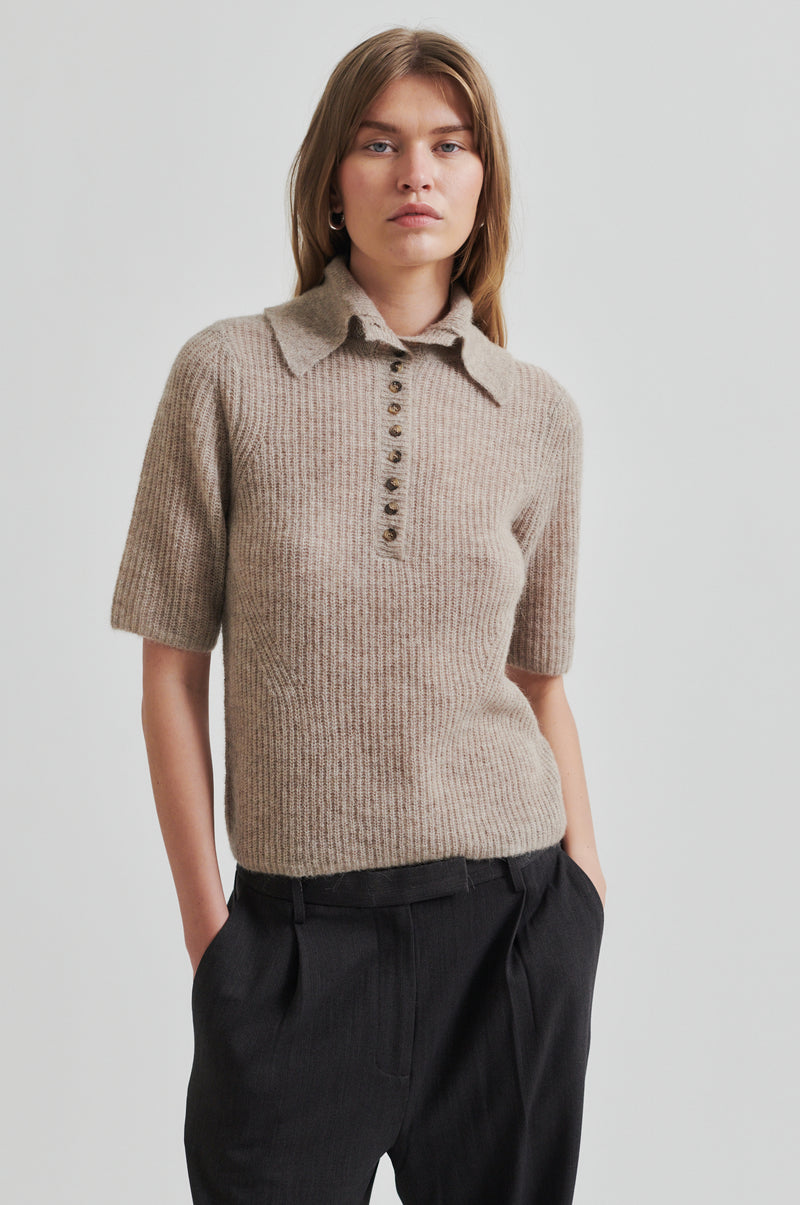 Leha Knit Collar