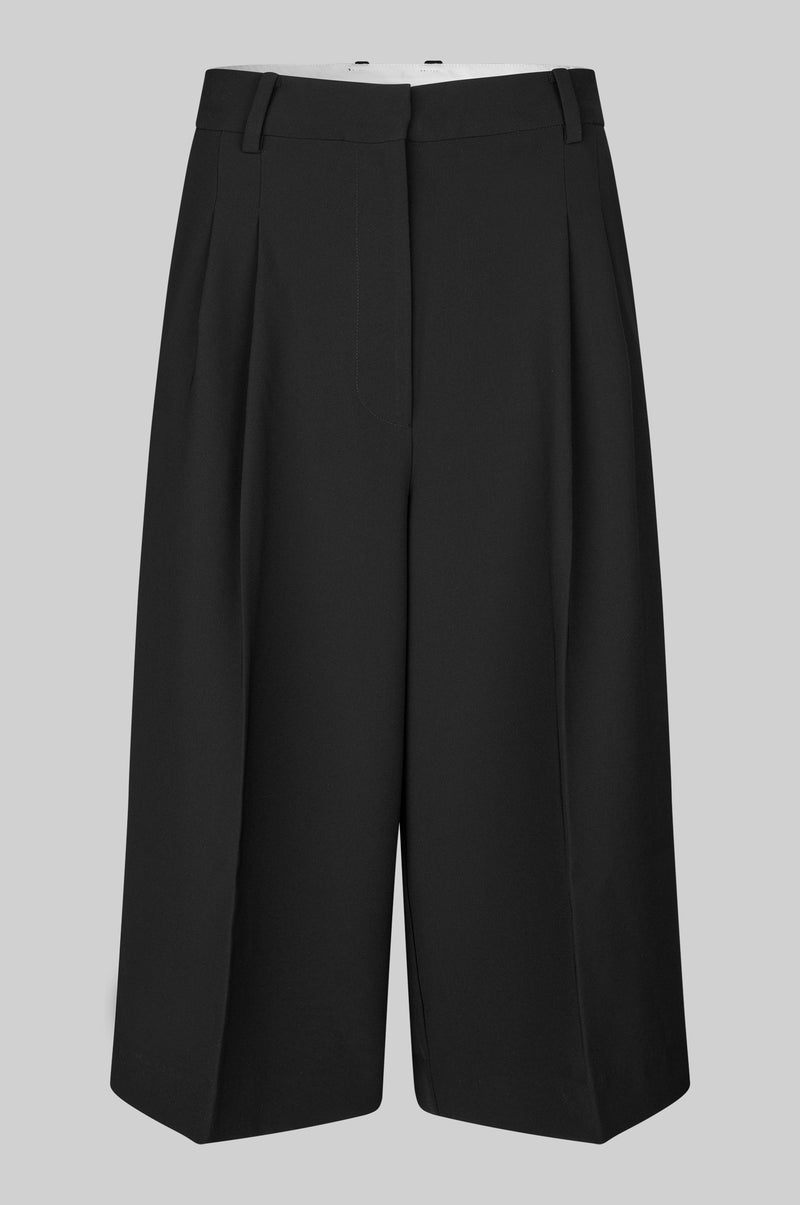 Flore Bermuda Shorts