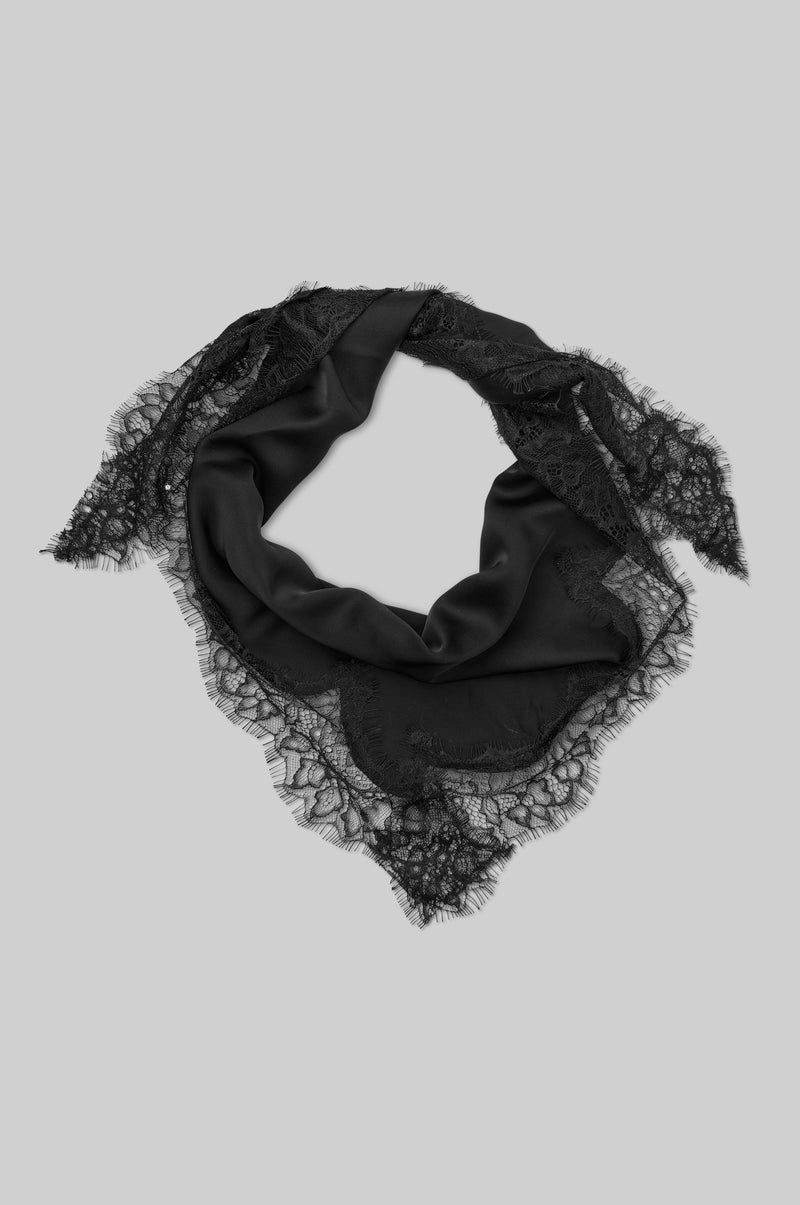 Lacia Scarf